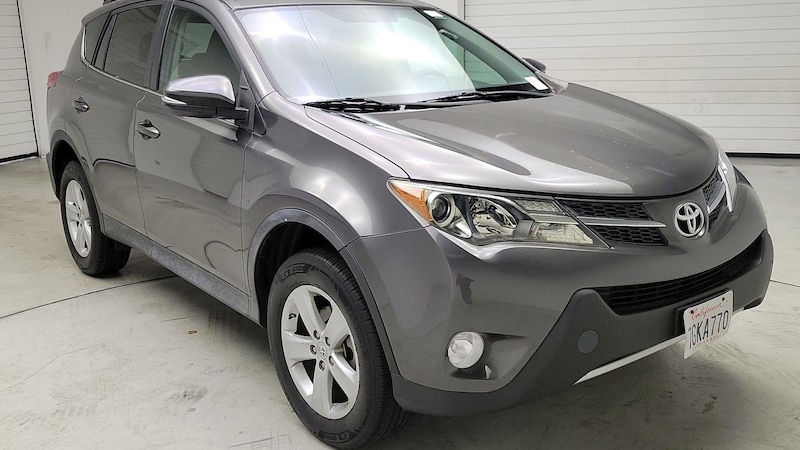 2014 Toyota RAV4 XLE 3