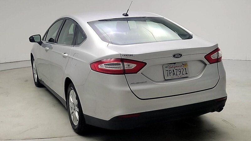 2016 Ford Fusion S 7