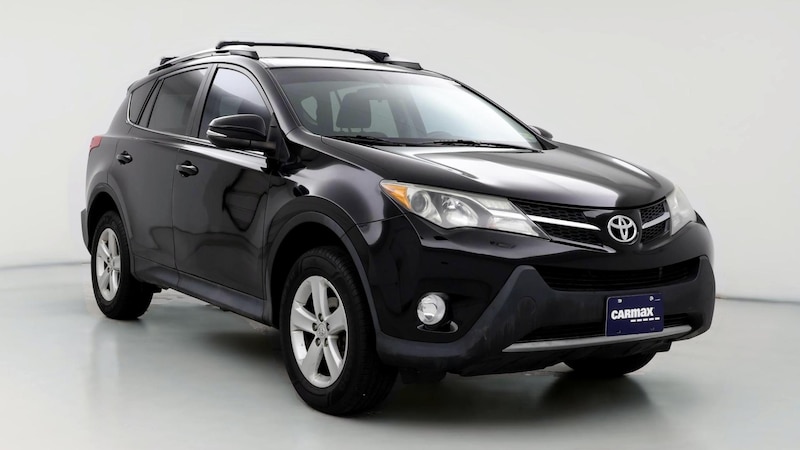 2014 Toyota RAV4 XLE Hero Image