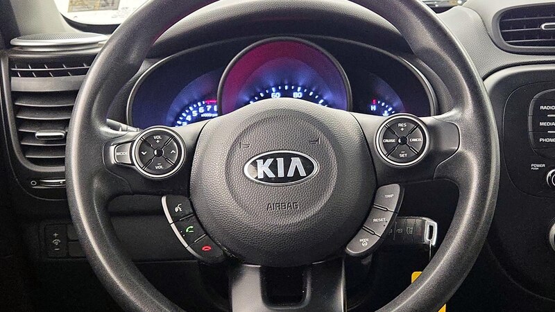 2016 Kia Soul  10