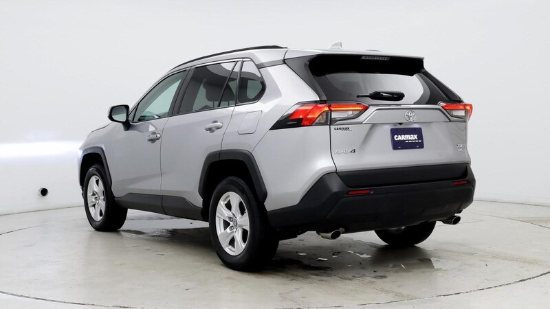 2021 Toyota RAV4 XLE 2