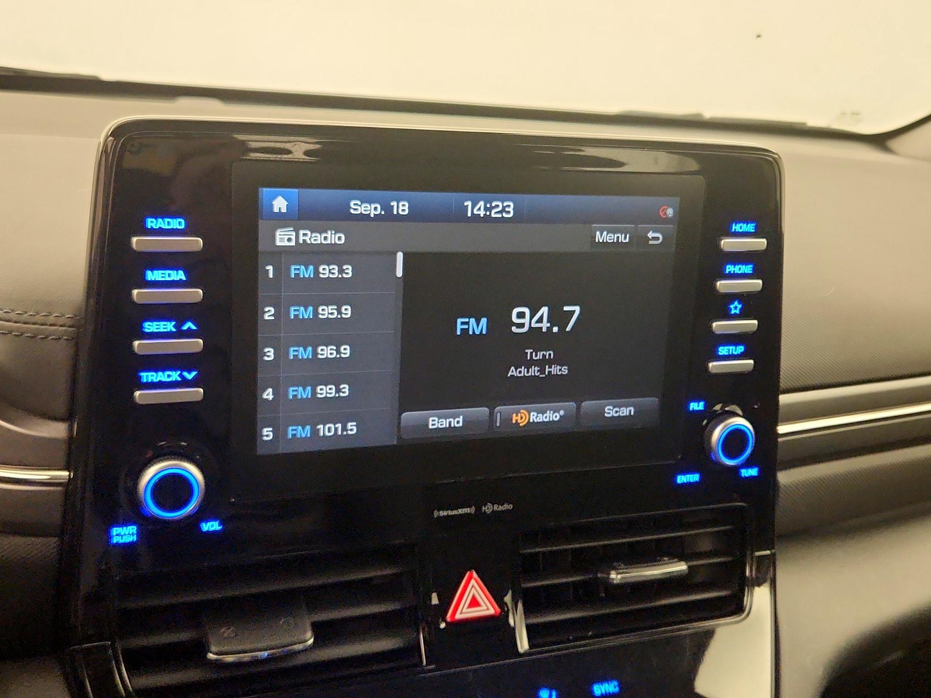 Thumbnail: 2020 Hyundai Ioniq - 15