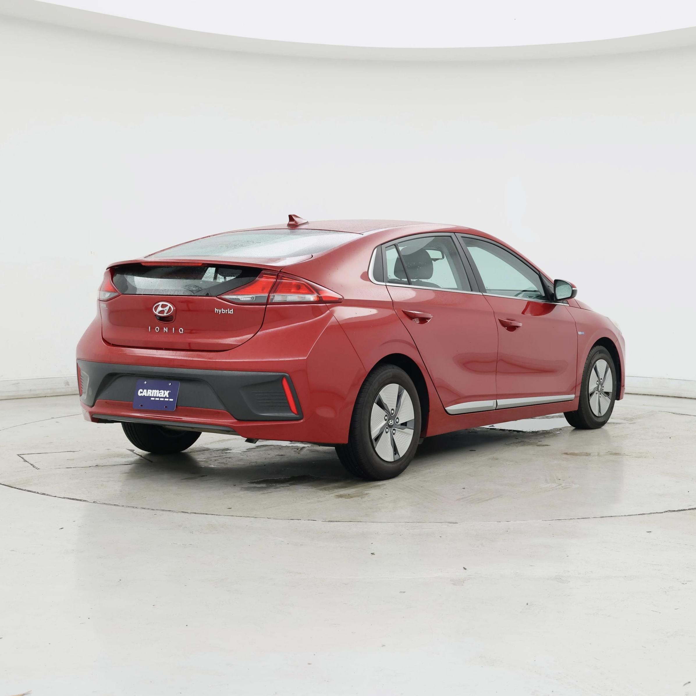 Thumbnail: 2020 Hyundai Ioniq - 8