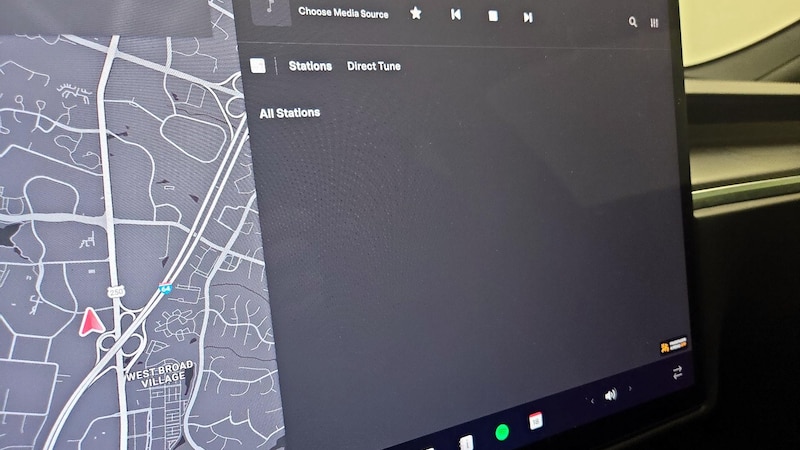 2022 Tesla Model S Plaid 15