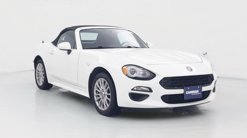 2019 Fiat 124 Spider Classica Hero Image