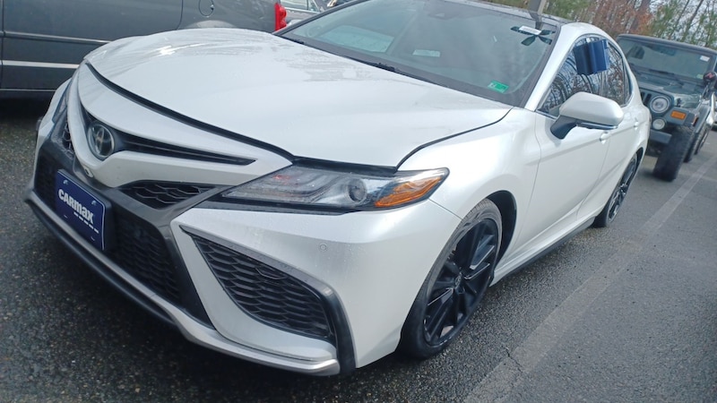 2022 Toyota Camry XSE 2