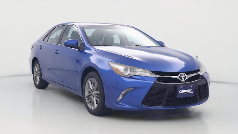 2017 Toyota Camry SE Hero Image