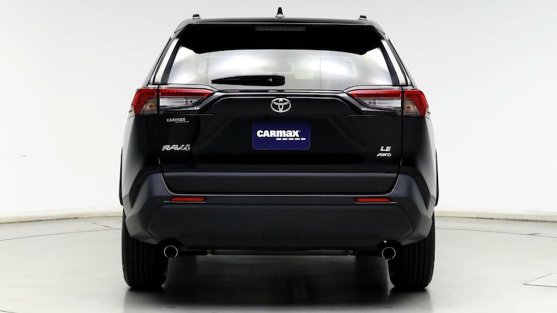 2019 Toyota RAV4 LE 6