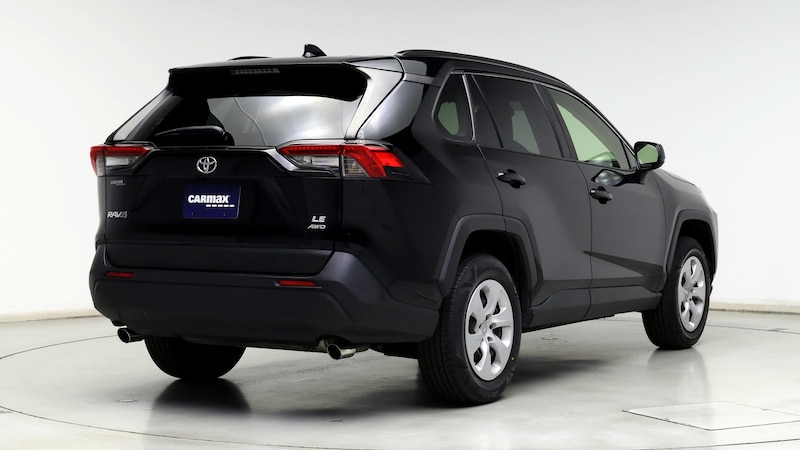 2019 Toyota RAV4 LE 8