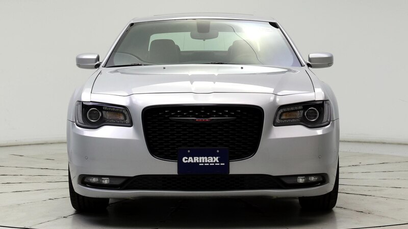 2023 Chrysler 300 S 5