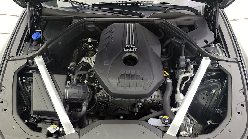 2022 Genesis G70 2.0T 22