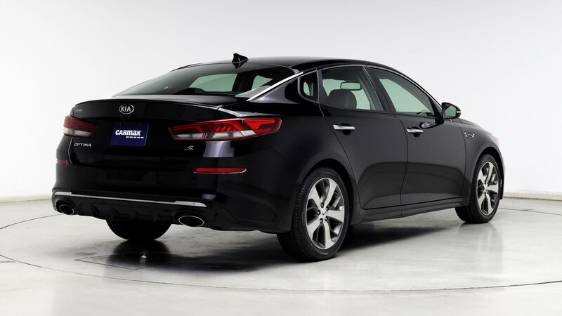 2020 Kia Optima S 8