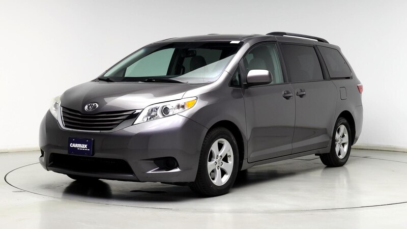 2015 Toyota Sienna LE 4