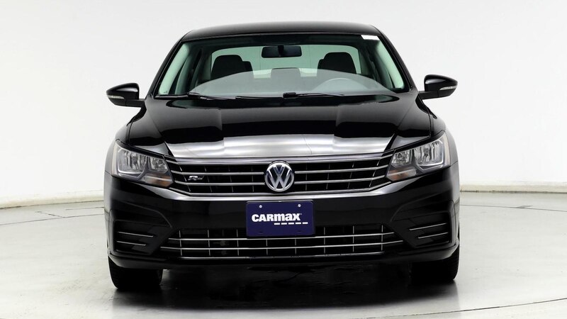 2016 Volkswagen Passat R-Line 5