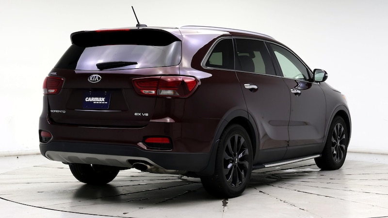 2020 Kia Sorento EX 8