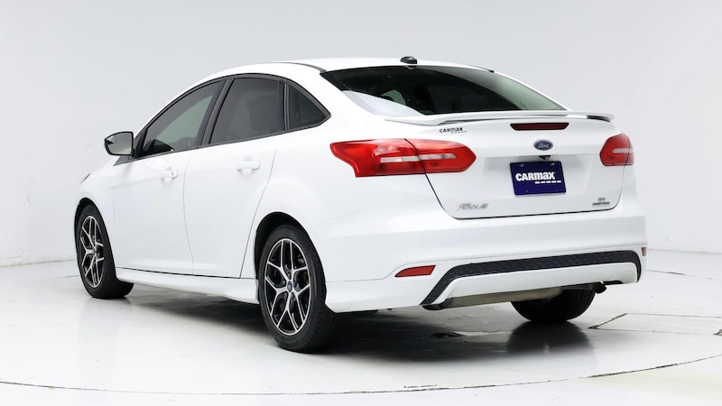 2015 Ford Focus SE 2