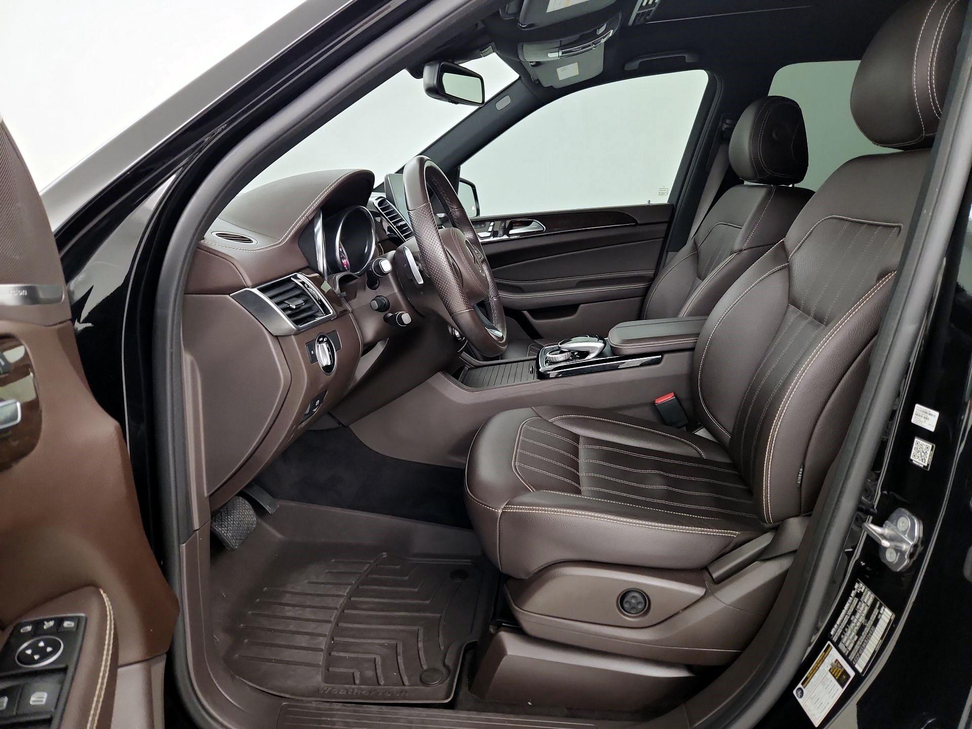 Thumbnail: 2019 Mercedes-Benz GLS - 11