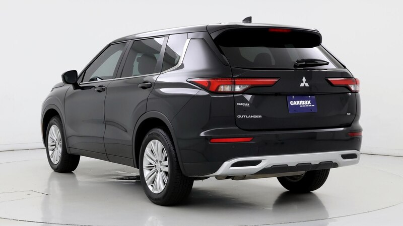 2023 Mitsubishi Outlander SE 2