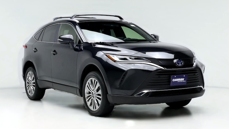 2022 Toyota Venza XLE Hero Image