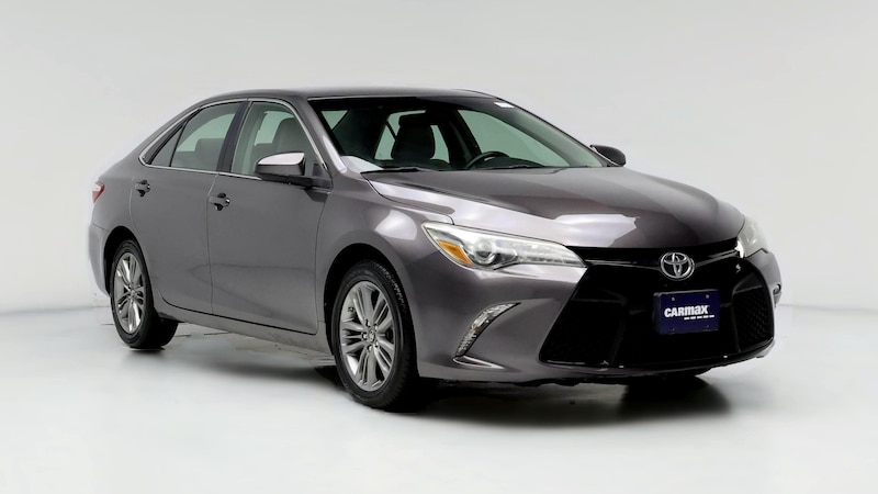 2017 Toyota Camry SE Hero Image