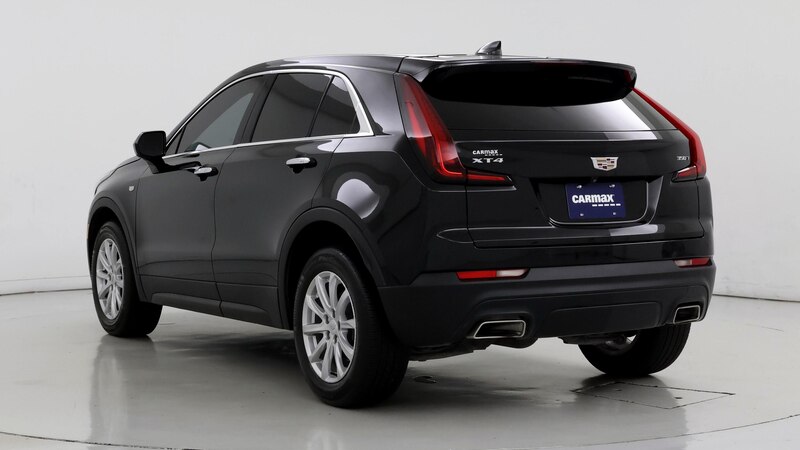 2023 Cadillac XT4 Luxury 2