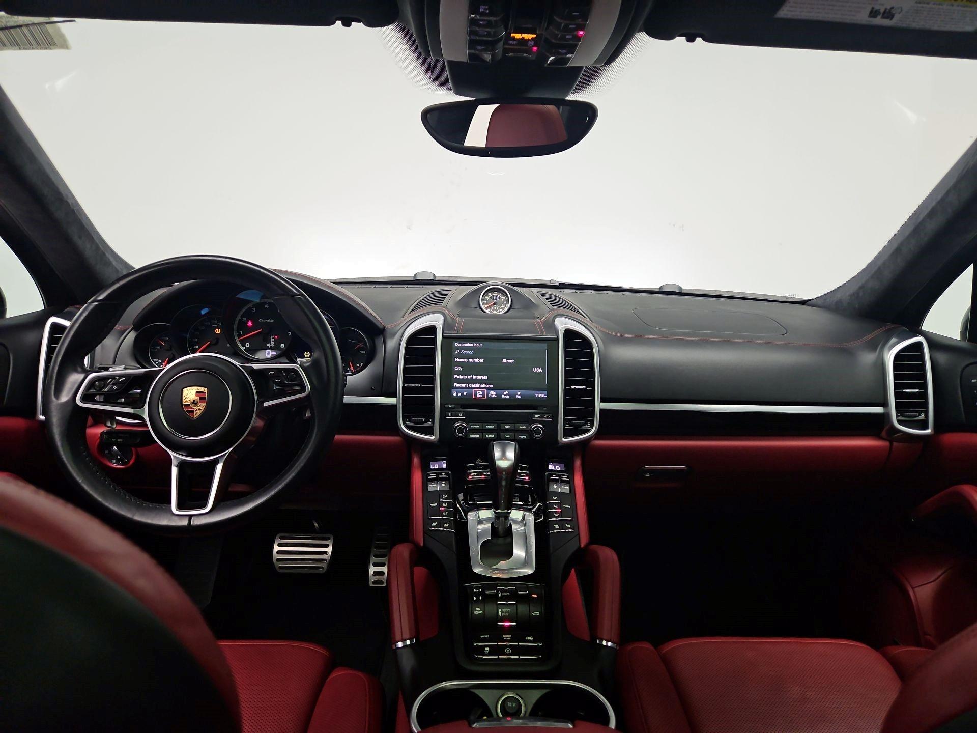 Thumbnail: 2017 Porsche Cayenne - 9