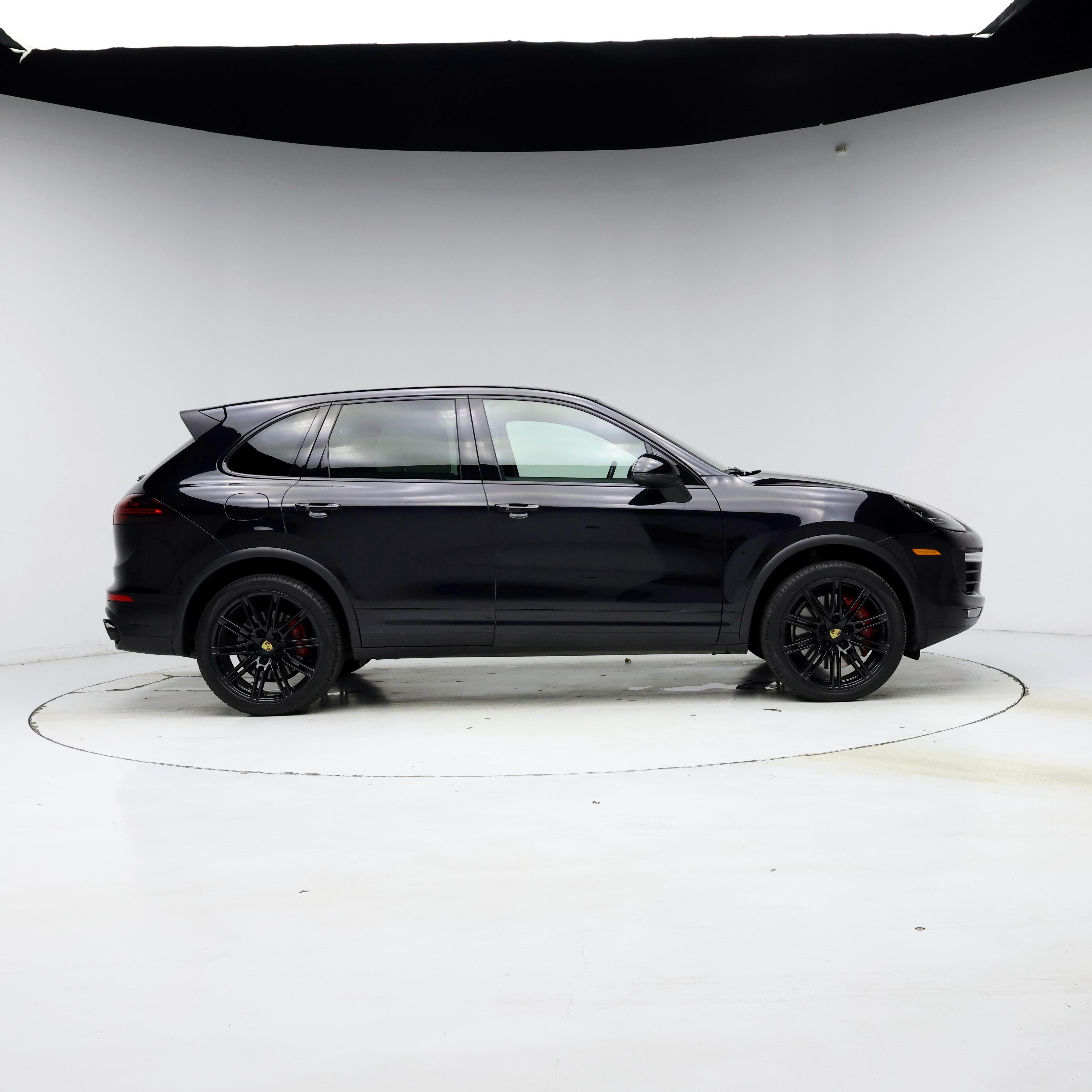 Thumbnail: 2017 Porsche Cayenne - 7