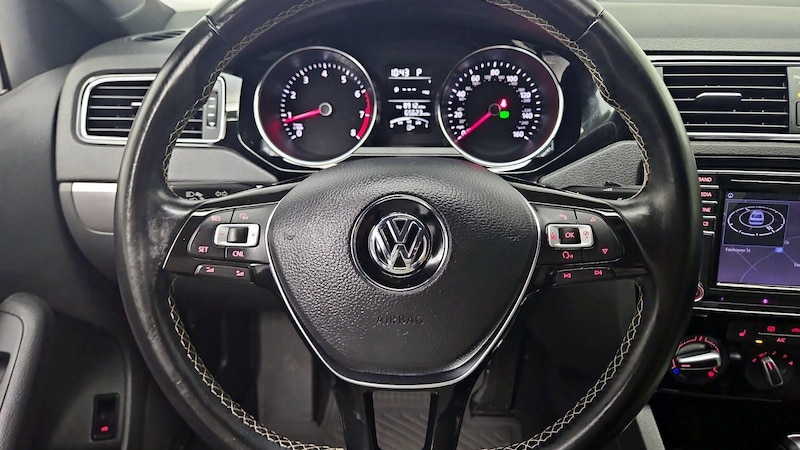 2016 Volkswagen Jetta Sport 10