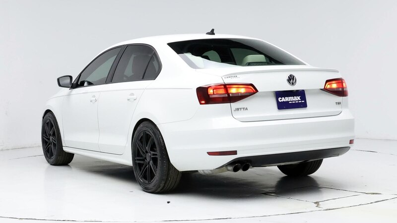 2016 Volkswagen Jetta Sport 2