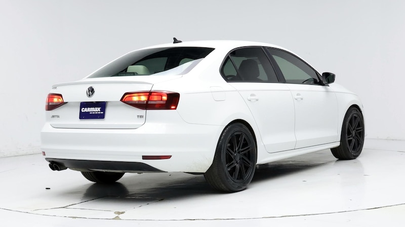 2016 Volkswagen Jetta Sport 8