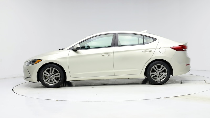 2017 Hyundai Elantra SE 3