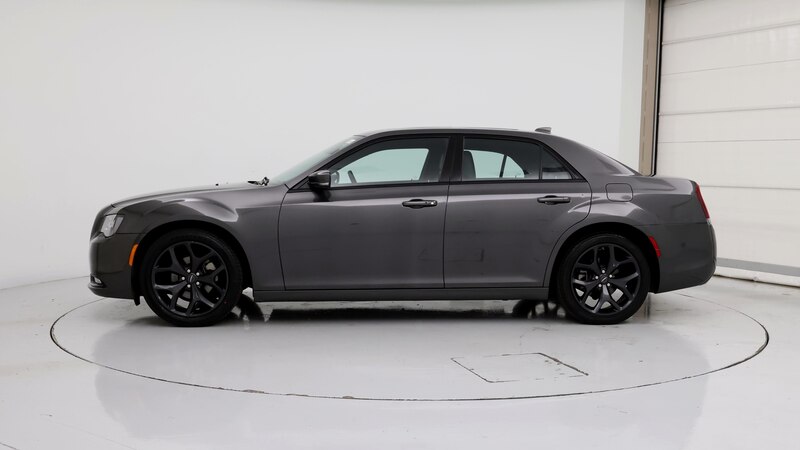 2023 Chrysler 300 S 3