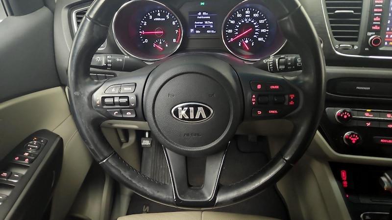 2019 Kia Sedona EX 10