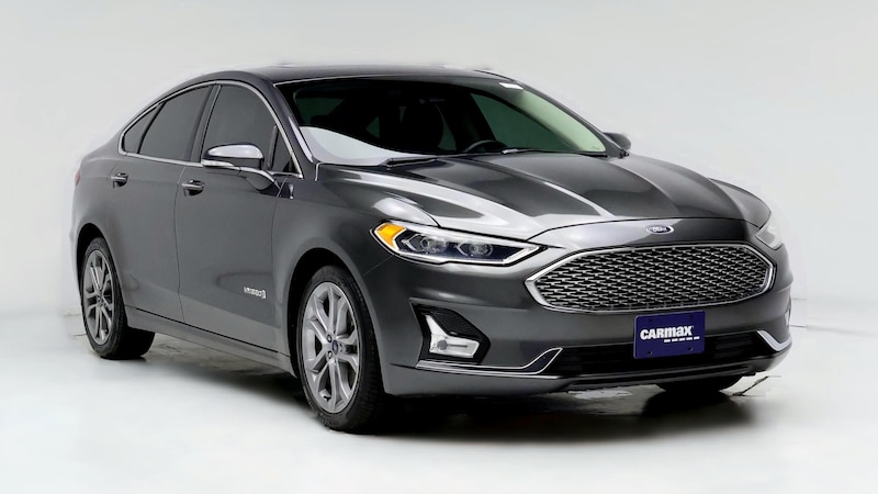 2019 Ford Fusion Titanium Hero Image