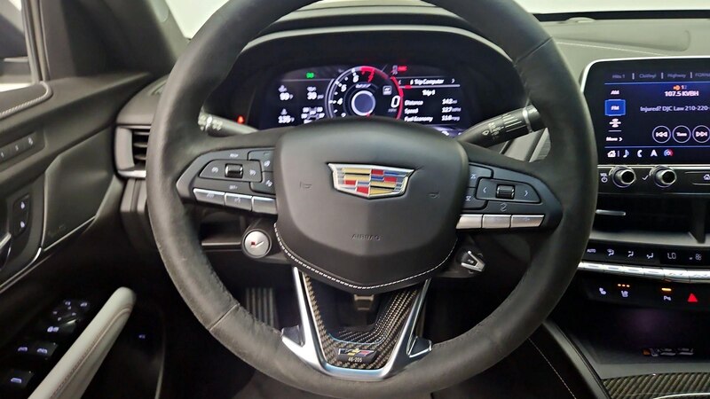 2022 Cadillac CT4 V 10