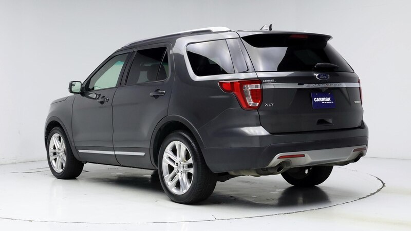 2016 Ford Explorer XLT 2