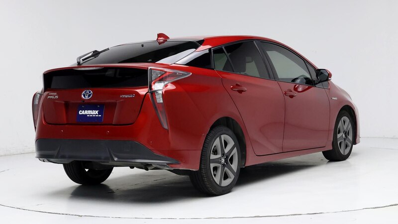 2018 Toyota Prius Four Touring 8