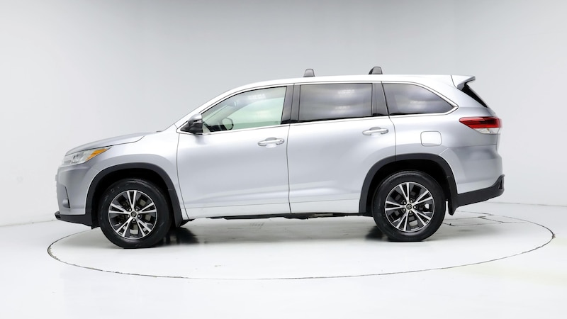 2017 Toyota Highlander LE 3