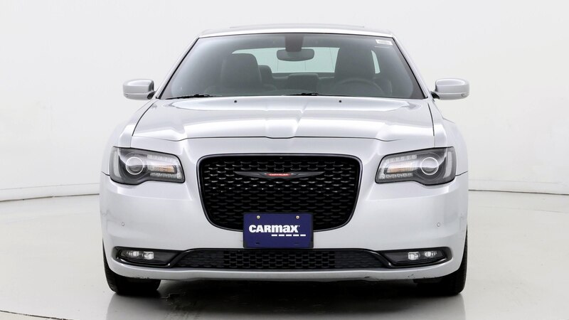 2023 Chrysler 300 S 5