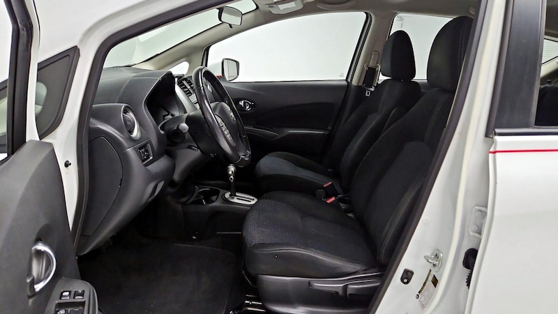 2016 Nissan Versa Note SV 11