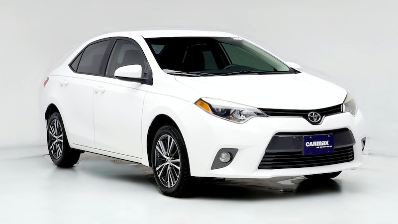 2016 Toyota Corolla LE Hero Image