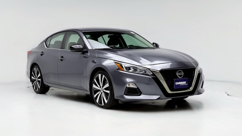 2019 Nissan Altima SR Hero Image