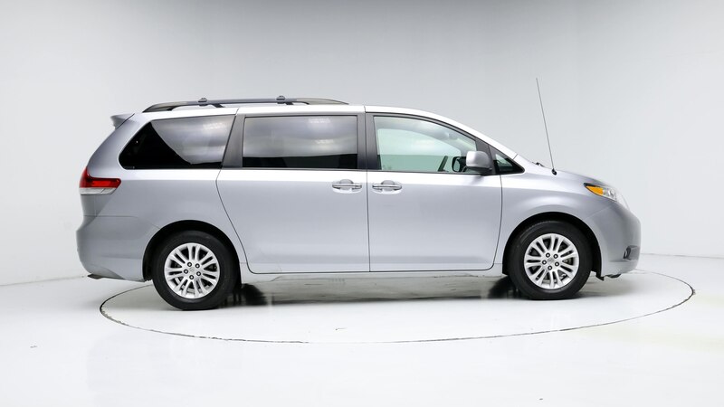 2013 Toyota Sienna XLE 7