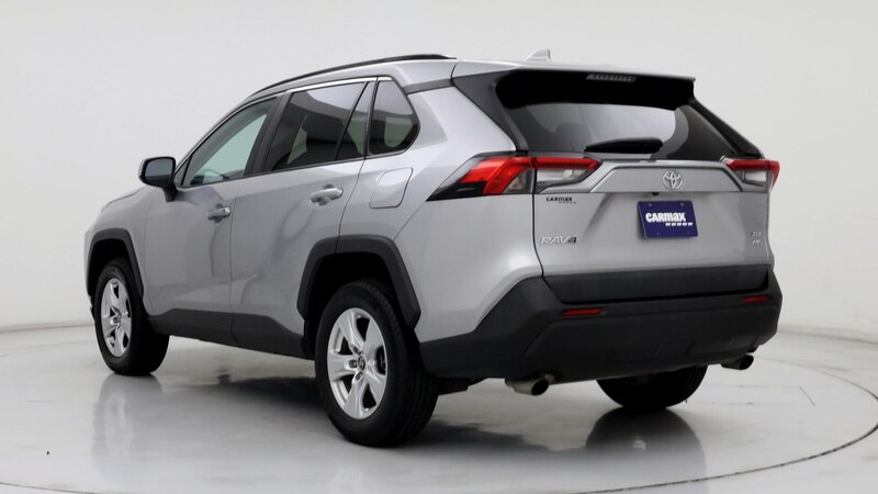 2019 Toyota RAV4 XLE 2