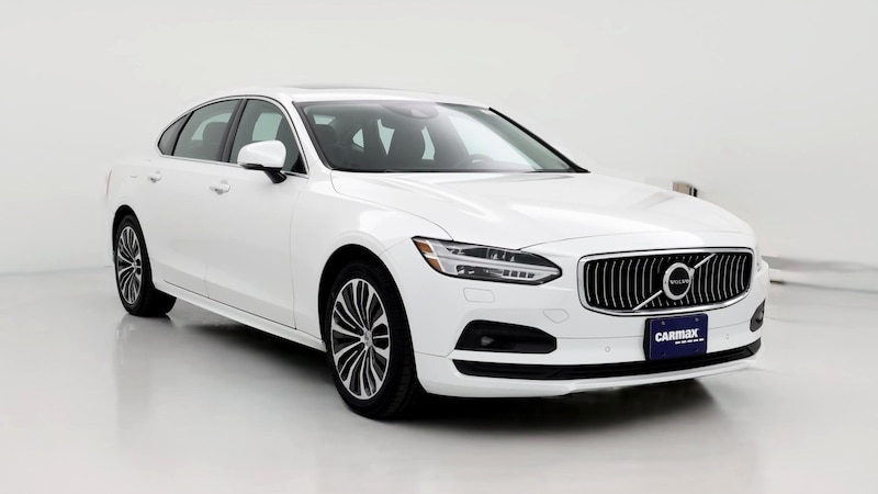 2021 Volvo S90 T6 Momentum Hero Image