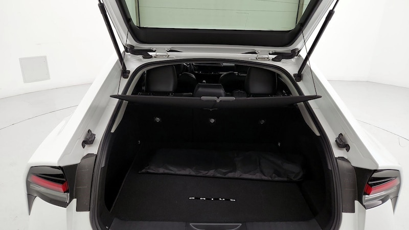 2023 Toyota Prius XLE 21