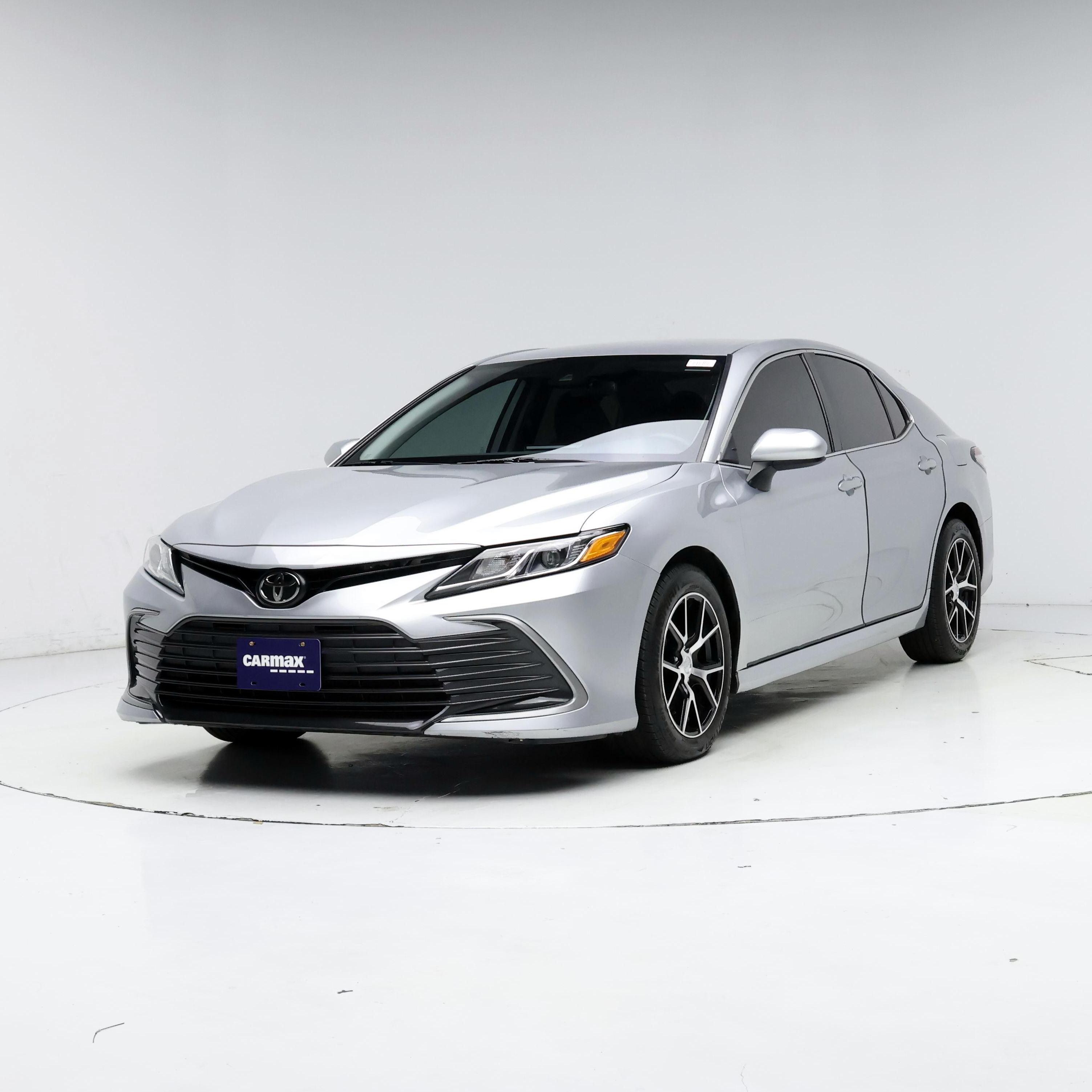 Thumbnail: 2022 Toyota Camry - 4