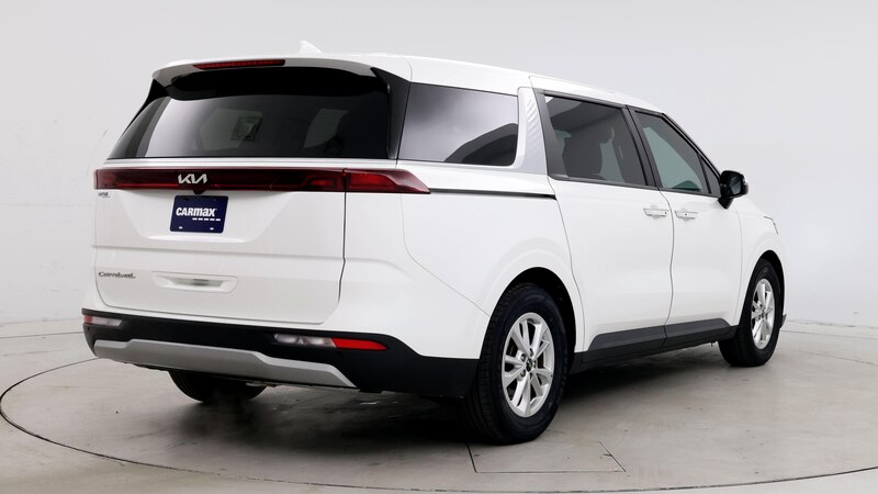 2022 Kia Carnival LXS 8