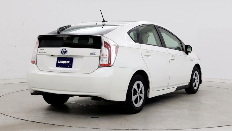 2013 Toyota Prius Four 8