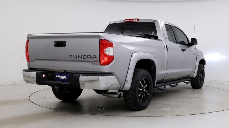 2017 Toyota Tundra SR5 8